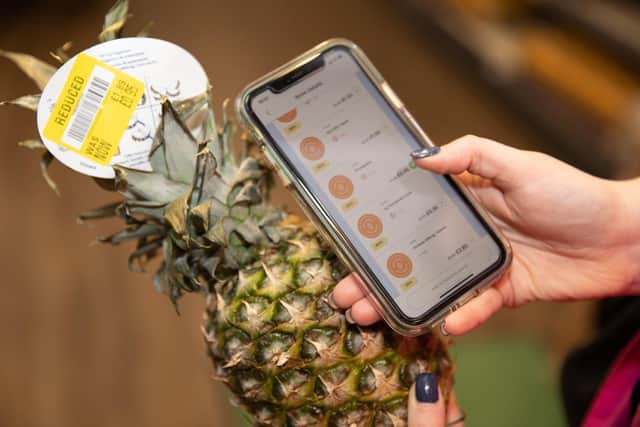 Yellow-label items being scanned into the Gander app