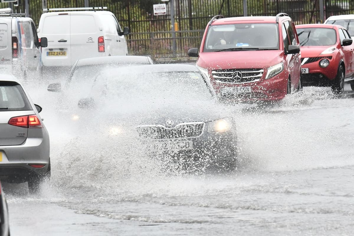Storm Debi: Heavy rain and wind to cause travel disruption and possible flooding