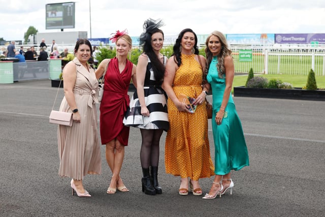 Press Eye - Belfast -  Northern Ireland - 28th July 2023 - 

Jessica Craig and friends pictured at Down Royal Race Evening at Down Royal Racecourse. 

Photo by Kelvin Boyes  / Press Eye :-