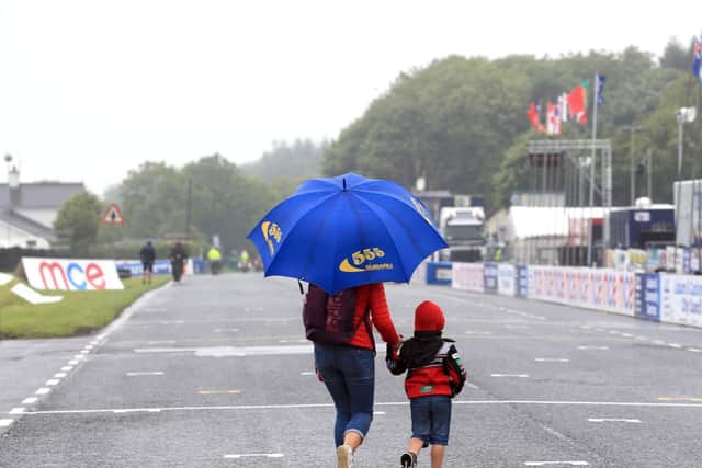 Racing was abandoned at Dundrod due to poor visibility and rain.