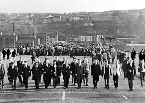 Civil rights march on its way across the Craigavon Bridge, Londonderry, N Ireland, UK, on November 16, 1968. It followed the intended route of the banned and halted march of October 5, 1968.
