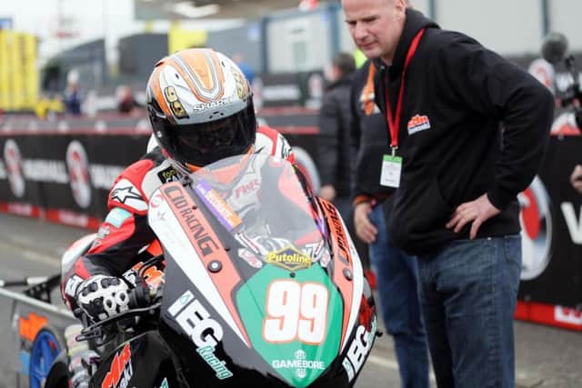 North West 200 winners Jeremy McWilliams and Ryan Farquhar are part of the line-up for the spectacular Red Bull F1 Showrun event in Belfast.
