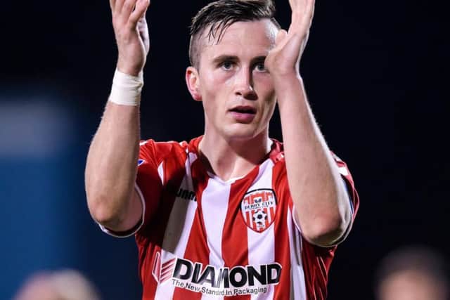 Former Derry City midfielder, Aaron McEneff has joined Shamrock Rovers