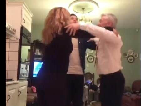 Triangle dance