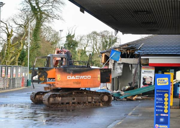 PACEMAKER BELFAST  24/03/2019 
A cash machine has been torn from the wall of a filling station in Irvinestown, County Fermanagh.
The incident happened at Dromore Road around 04:05 GMT on Sunday.