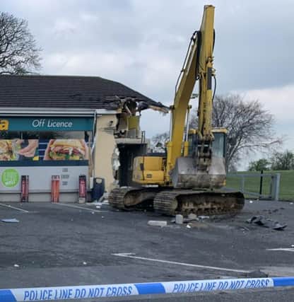 PACEMAKER 07/04/2019
Thieves have used a digger to steal a cash machine from a shop in County Londonderry.
Police said the incident at a shop outside Dungiven happened at about 04:30 BST on Sunday.
It is the latest in a series of ATM thefts on both sides of the Irish border, with the PSNI saying it was the eighth such incident in 2019.
It warned there could be several gangs involved in the theft of cash machines in Northern Ireland.
PHOTO STEPHEN DAVISON/PACEMAKER