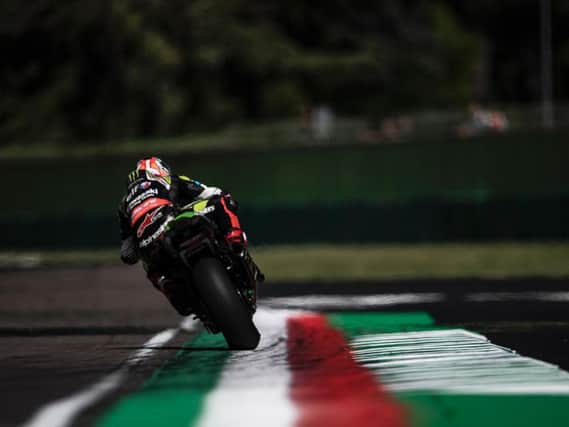 Jonathan Rea claimed his maiden World Superbike victory of 2019 as he dominated race one at Imola in Italy on Saturday.