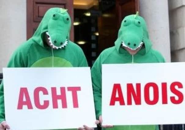 Pro-Irish language act campaigners