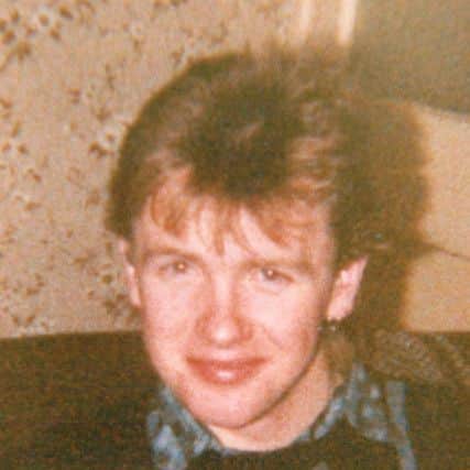 The IRA showed a Garda intelligence file to a newspaper to attempt to justify the murder of Ian Sproule in 1991.