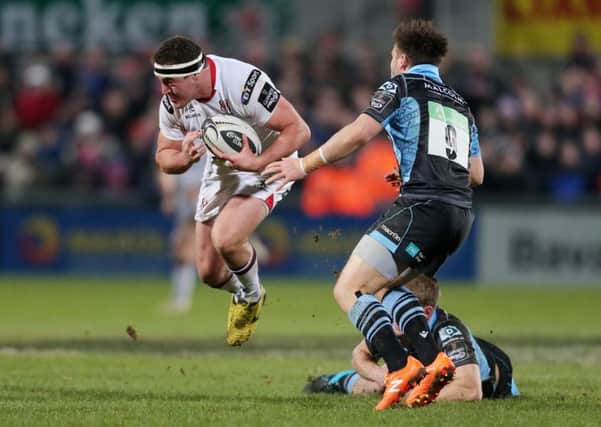 Ulster's Rob Herring tries to break the Glasgow line