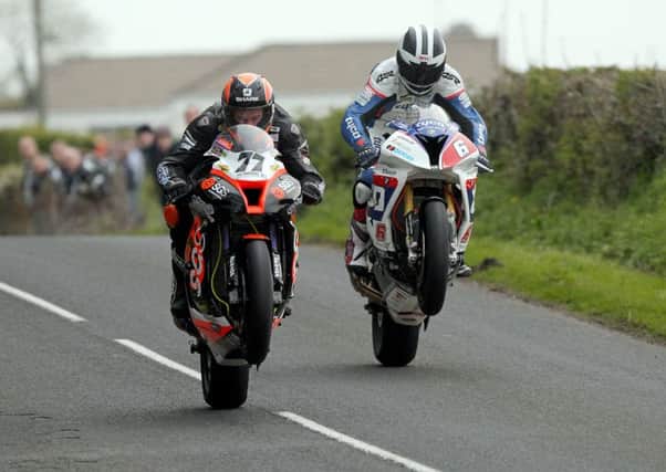 Ryan Farquhar (SGS/KMR Kawasaki) leads William Dunlop (Tyco BMW) at the Tandragee 100 last year.