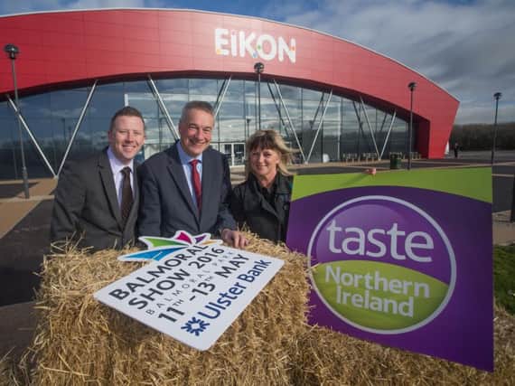 Colin McDonald, Royal Agricultural Society Chief Executive (centre), Caoimhe Mannion, marketing manager and Steven Murphy, buyer, from Tesco Northern Ireland)