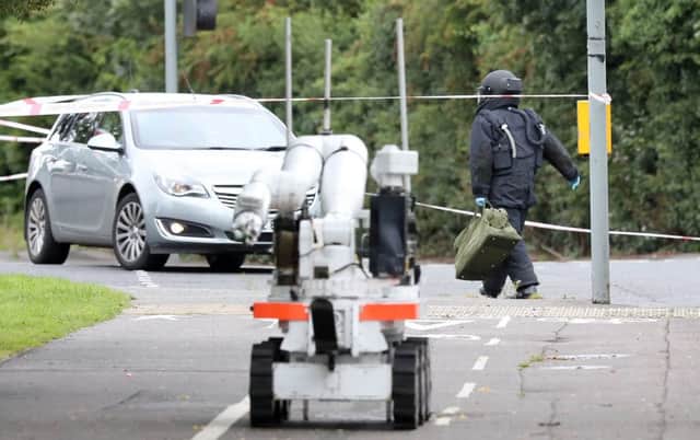 Police attend the security alert in the Upper Church Lane area of Portadown. Pic by Press Eye.