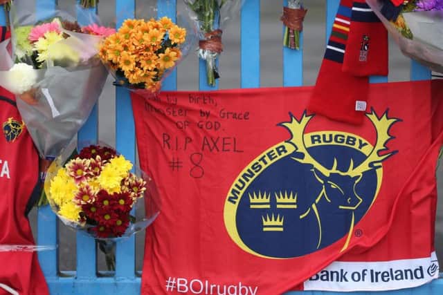 The rugby world has paid tribute to Munster's head coach Anthony Foley, who has died at the age of 42