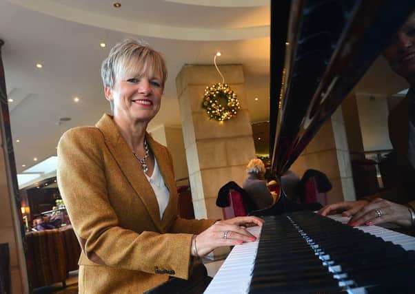 Pacemaker Press Belfast 25-11-2016:  Woman to Woman interview with former PSNI Chief Judith Gillespie in the piano Bar at the Europe Hotel Belfast.
Picture By: Arthur Allison: Pacemaker.