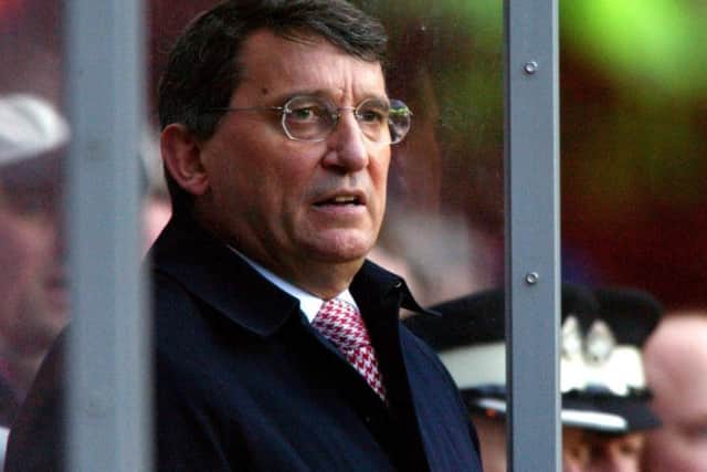 Former England manager Graham Taylor has died at the age of 72.