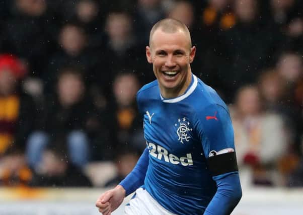 Kenny Miller and Clint Hill have been warned they will need to wait before discovering if they will be handed new deals by Rangers.