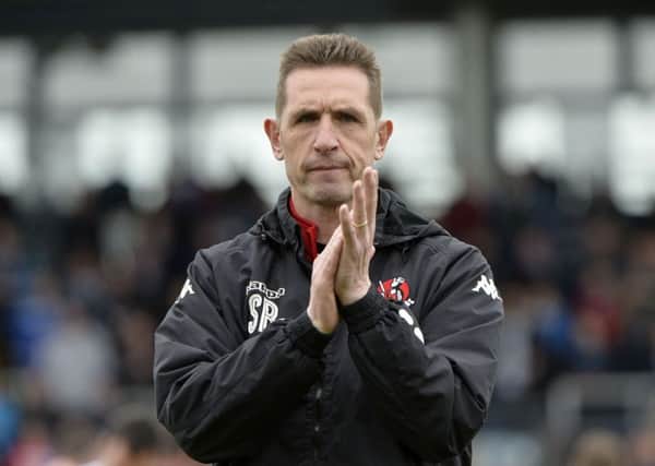 Crusaders boss Stephen Baxter is hoping for a Cliftonville win this weekend.