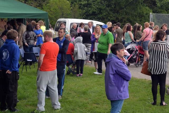 Part of the large crowd which turned up to the coffee evening for Caitlin White near the Corcrain woods on Tuesday evening. INPT21-235.