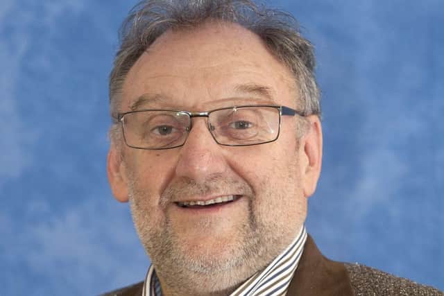 Alan Dunlop said the country faced a stark decision - 'either put up with the DUP or get Jeremy Corbyn'