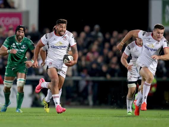 Charles Piutau and Jacob Stockdale combine for the latter to score Ulster's  try against Connacht